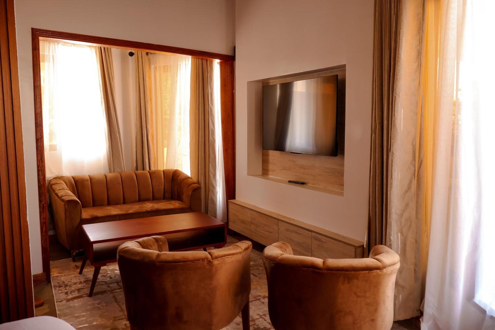 Winter Villa Resort & Spa Limited Embu Buitenkant foto